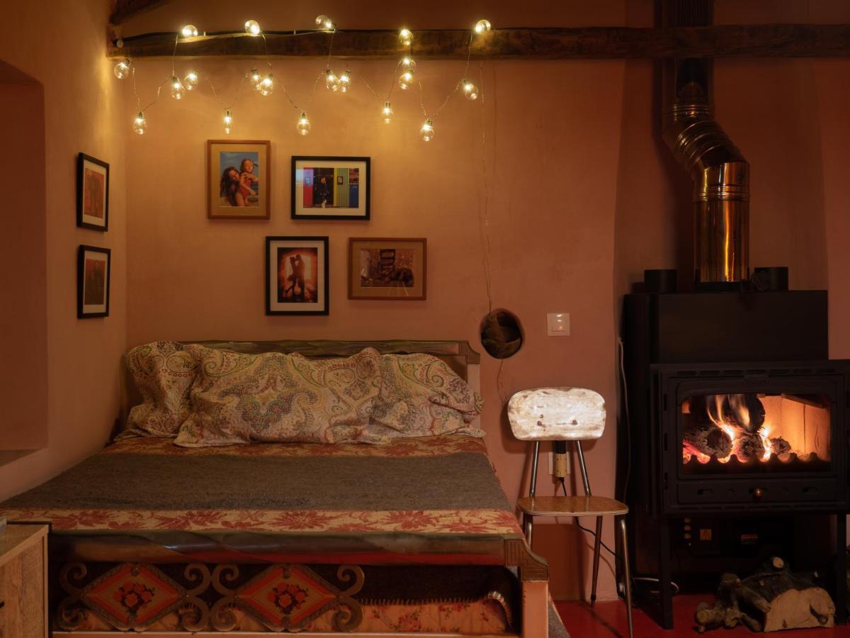 Vintage Stone-Built Country Cottage In Richea Kouloureika المظهر الخارجي الصورة