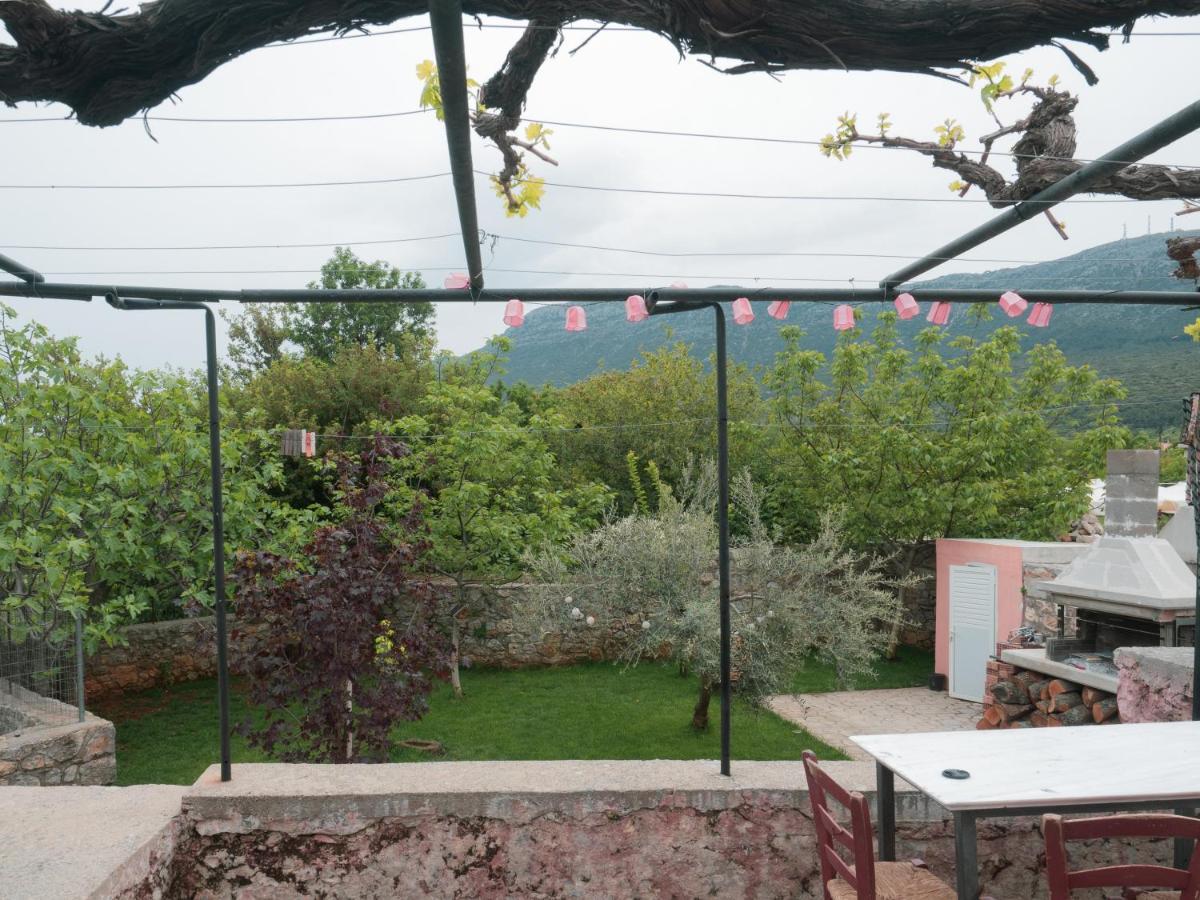 Vintage Stone-Built Country Cottage In Richea Kouloureika المظهر الخارجي الصورة