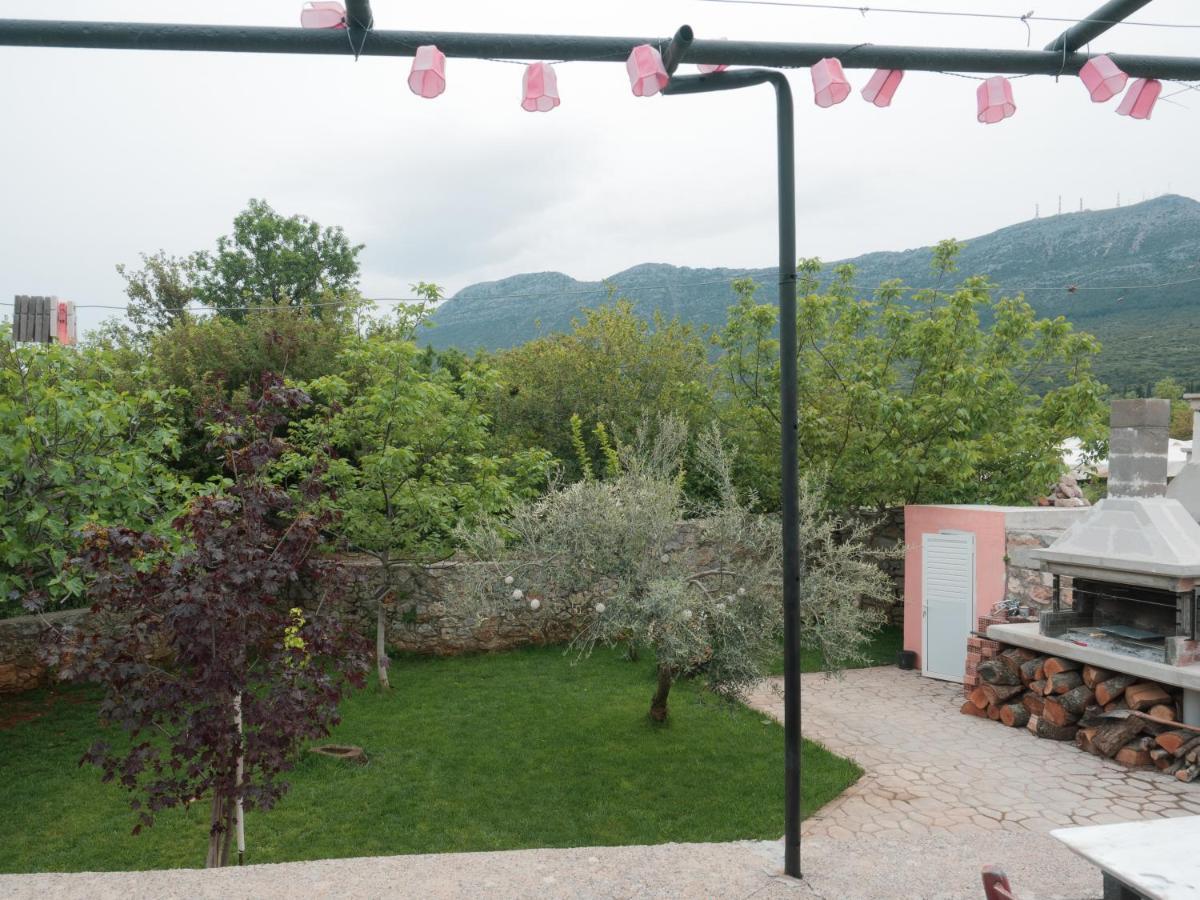 Vintage Stone-Built Country Cottage In Richea Kouloureika المظهر الخارجي الصورة